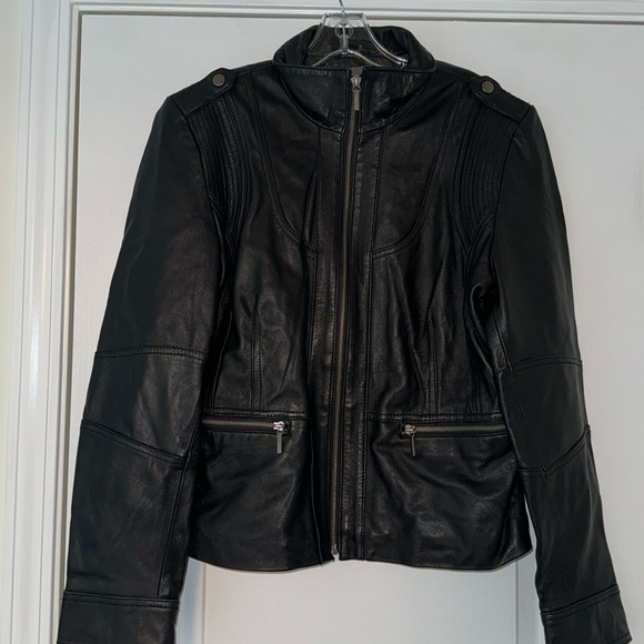 Wilsons Leather Jackets & Blazers - Wilsons Leather jacket size - XL
